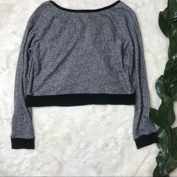 ✨ Express Crop Crew Neck Sweatshirt Denim Patch - Picture 7 of 7